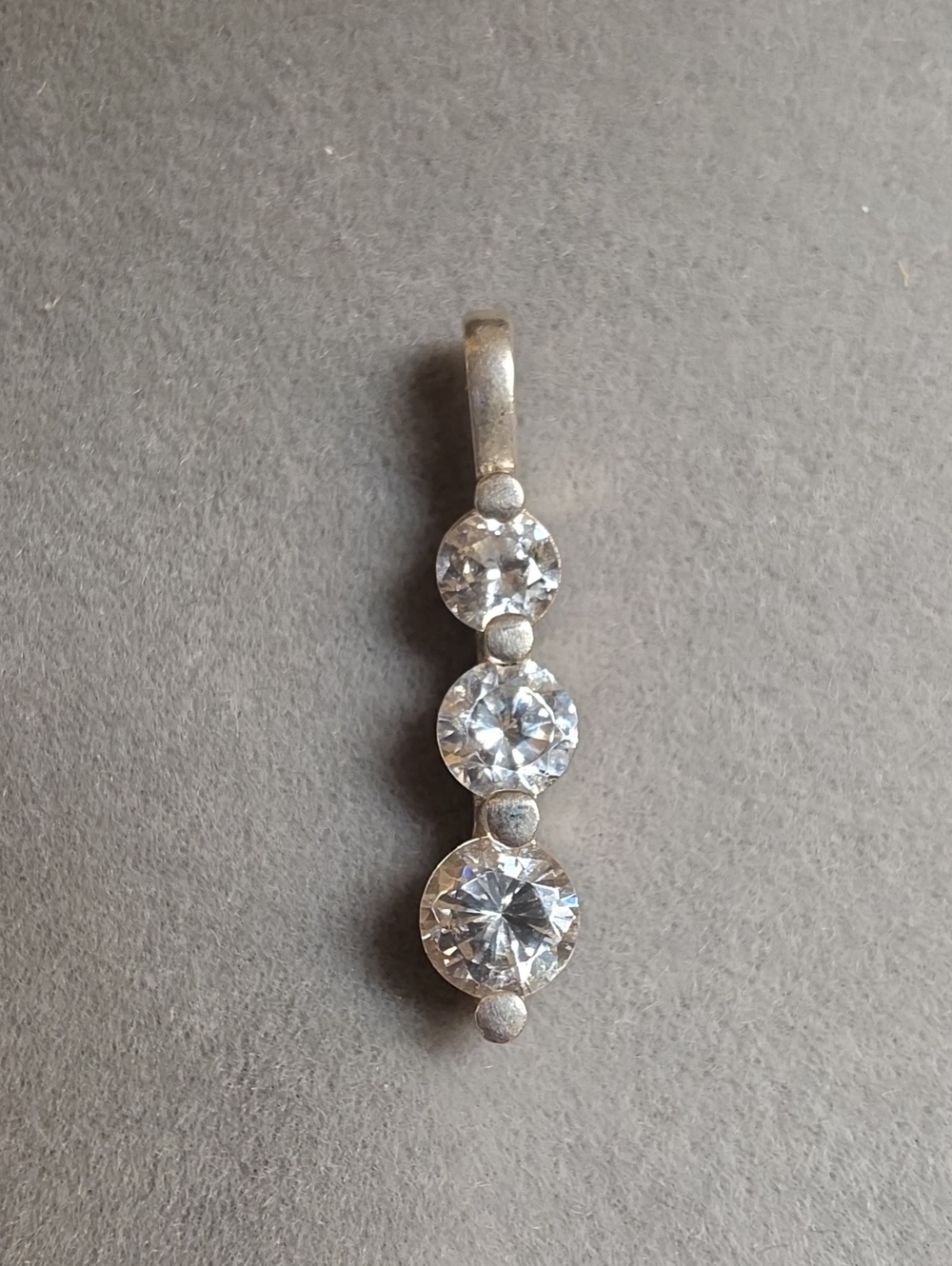 Vintage Small Three-Stone Graduated Pendant ▪︎ Marked 925 & CZ Stones